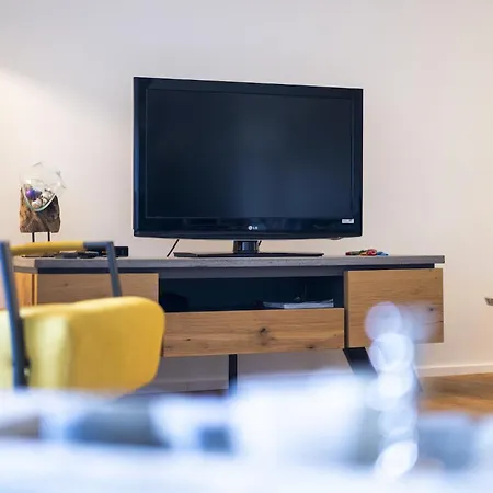 Chasa Valambrun 1001 アパート *