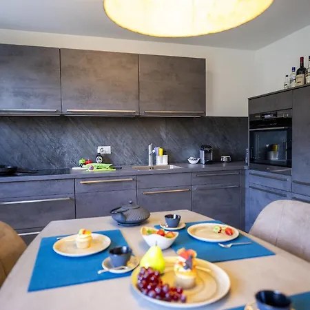 Chasa Valambrun 1001 불페라